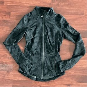 Lululemon Define Jacket Black Camo Zip Up with Thumb Holes 2